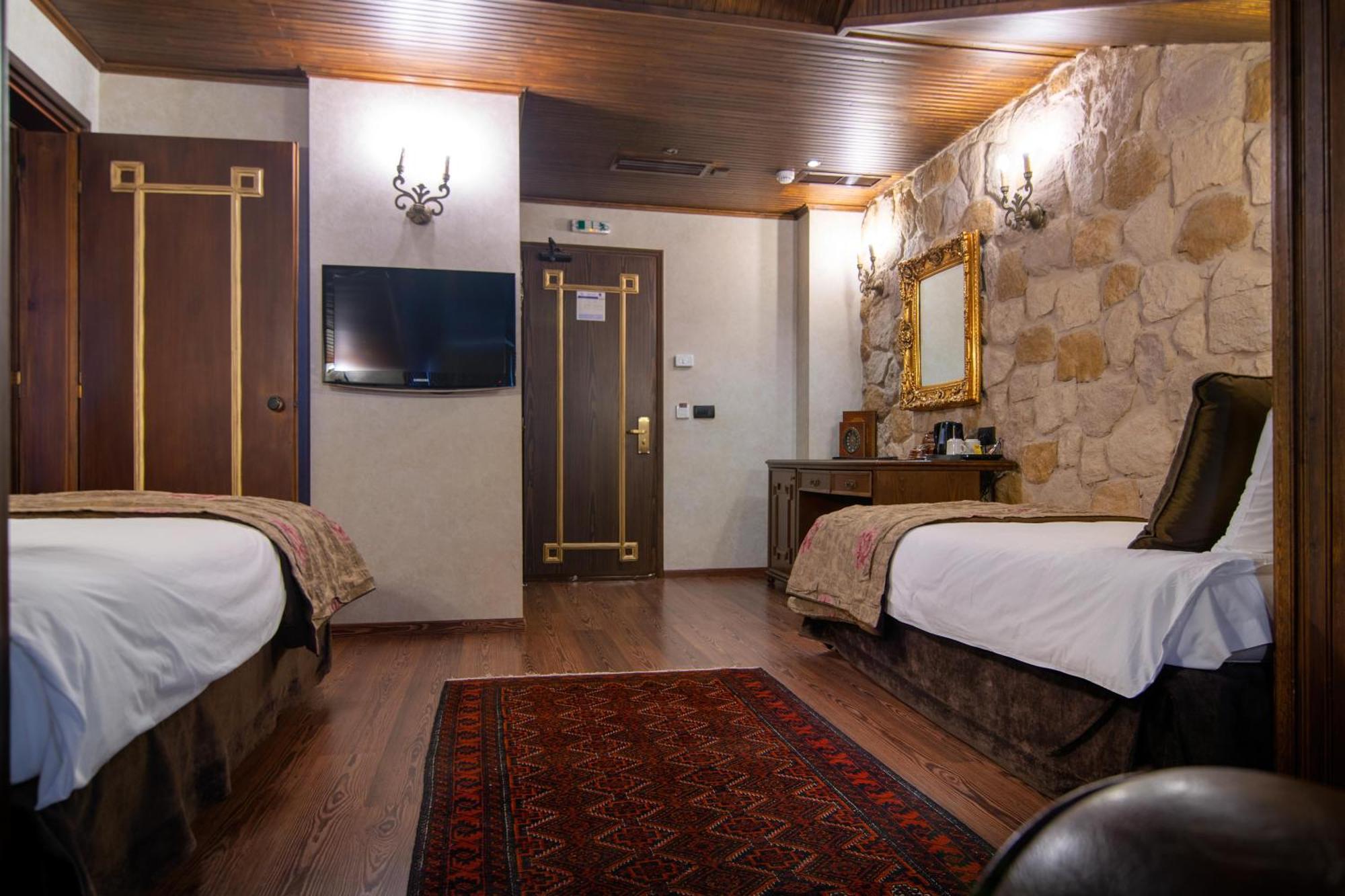 Hotel Kassaros Metsovo Bagian luar foto